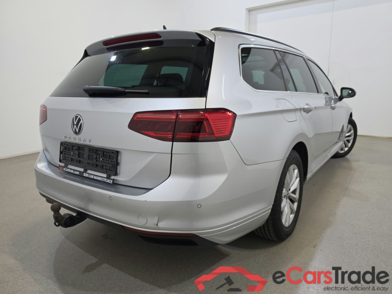 Volkswagen Passat Variant 2.0 TDI Style Aut. Pano LED-Matrix ACC Navi Sport-Seats KeylessGo Camera Klima PDC ... #4