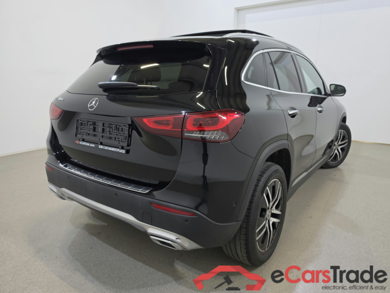 Mercedes GLA 180d Aut. Pano LED-Multibeam Widescreen Burmester Ambient Navi Sport-Leather KeylessGo Camera Klima PDC ... #4