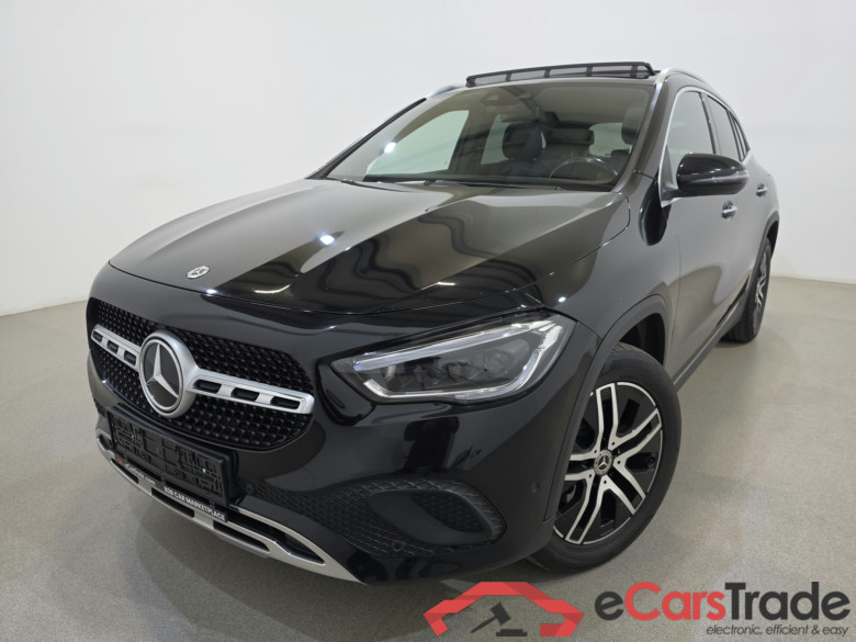 Mercedes GLA 180d Aut. Pano LED-Multibeam Widescreen Burmester Ambient Navi Sport-Leather KeylessGo Camera Klima PDC ...