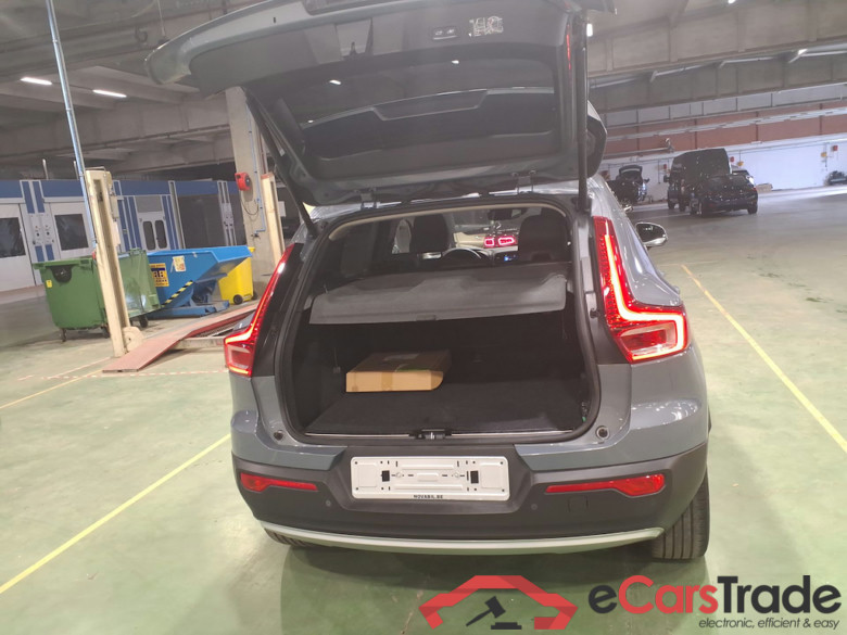 VOLVO XC40 1.5 T4 PHEV INSCRIPTION DCT #3