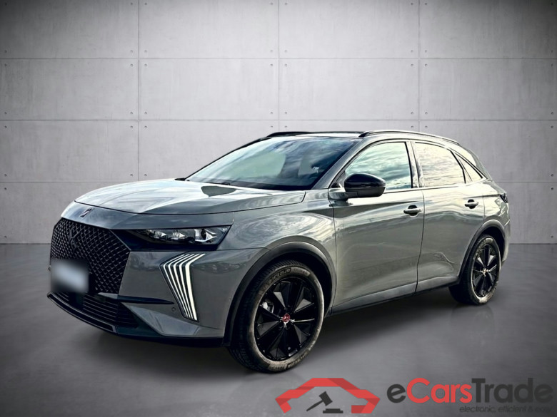 DS DS 7 Performance Line + E-Tense 225 #1