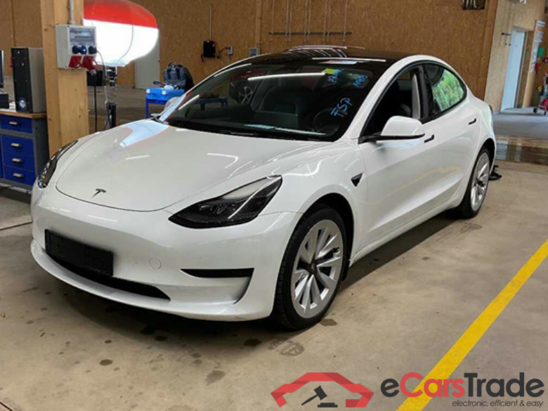 TESLA Model 3 RWD Hinterradantrieb 4d 239kW #1