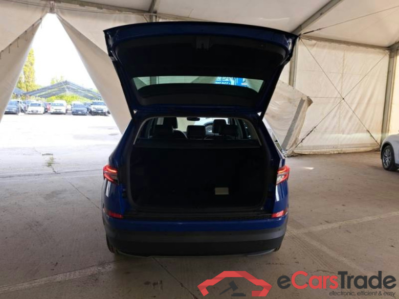 SKODA KODIAQ / 2021 / 5P / SUV 2.0 TDI 110KW STYLE DSG 4WD 5P #5