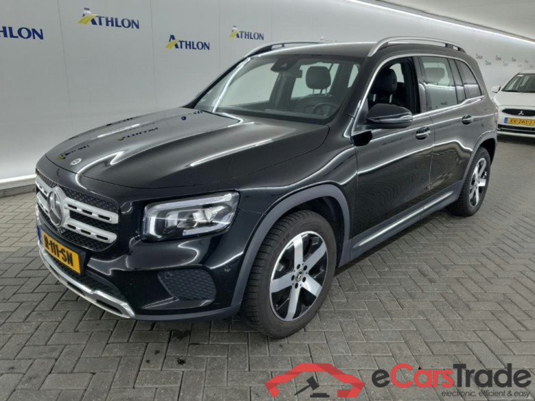 MERCEDES-BENZ GLB-Klasse 200 DCT Luxury Line 5D 120kW #1