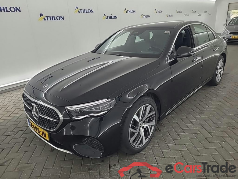 MERCEDES-BENZ E-Klasse Limousine E 300 e Luxury Line 4D 230kW #1