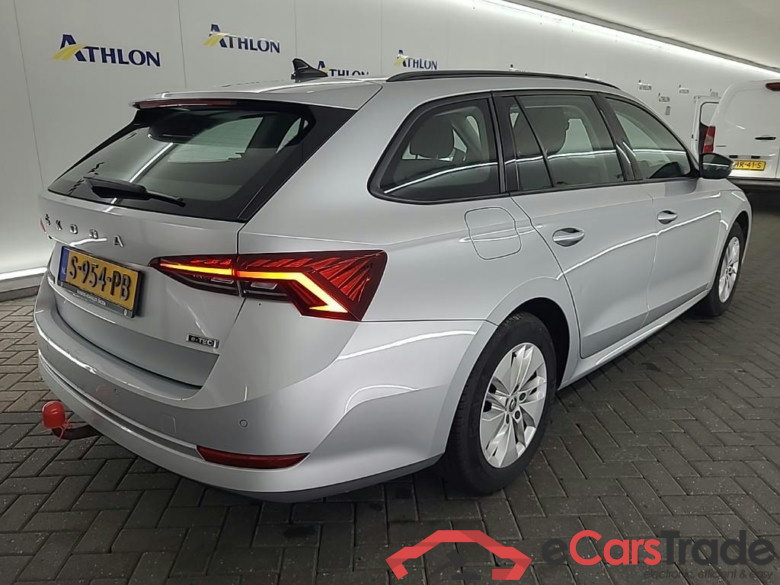 SKODA Octavia Combi 1.0 TSI e-TEC MHEV DSG Business Edition 5D 81kW #3