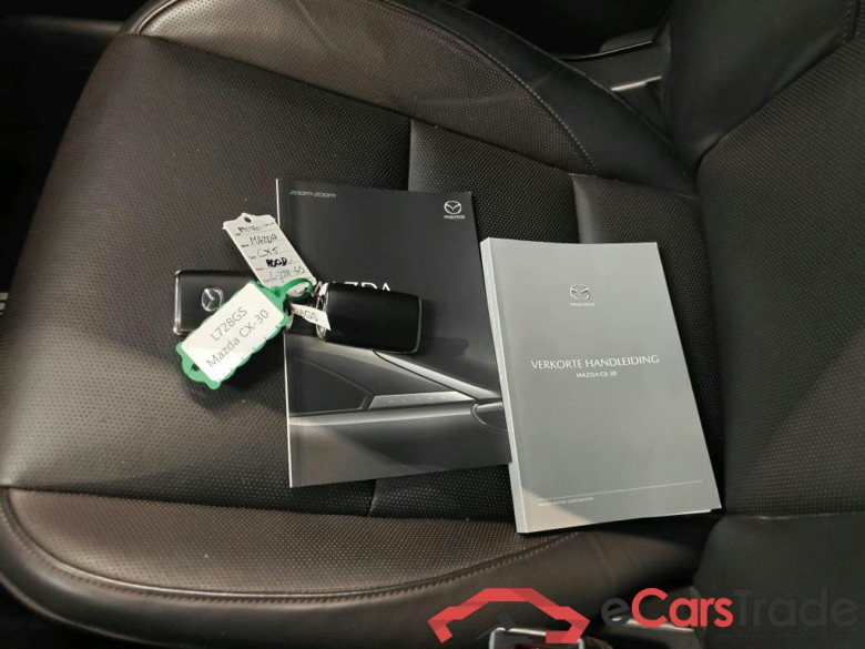 Mazda CX-30 E-SKYACTIV-X 186 Luxury (no Bose) 5d #4