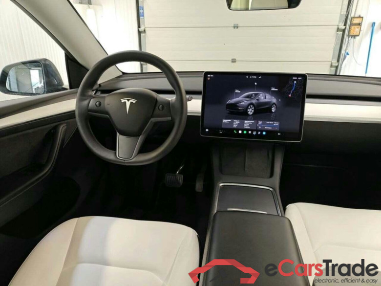 Tesla Model Y Long Range AWD 75kWh #3