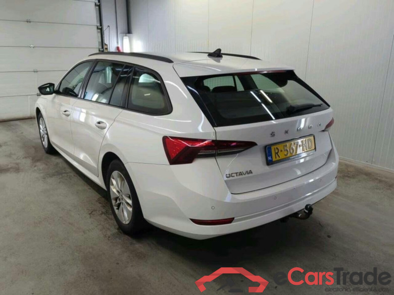 SKODA Octavia Combi 1.0 TSI Ambition #6