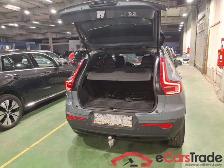 VOLVO XC40 1.5 T4 RECHARGE GEARTRONIC R-DESIGN #3