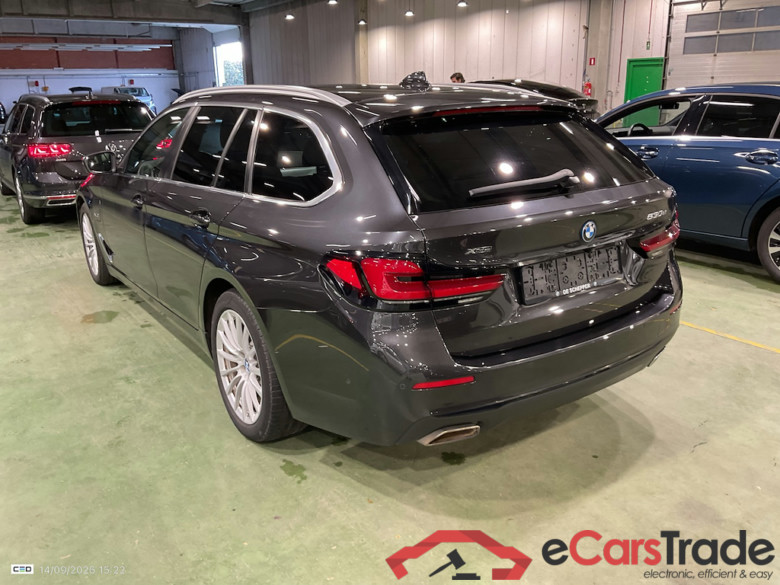 BMW 5 SERIES TOURING 2.0 530E 200KW XDRIVE AUTO TOURING #3