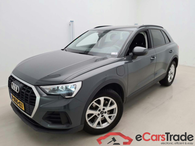 AUDI Q3 45 TFSI E BNS. ED. S-TRONIC