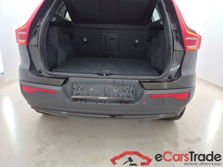 VOLVO XC40 RECHARGE CORE #5