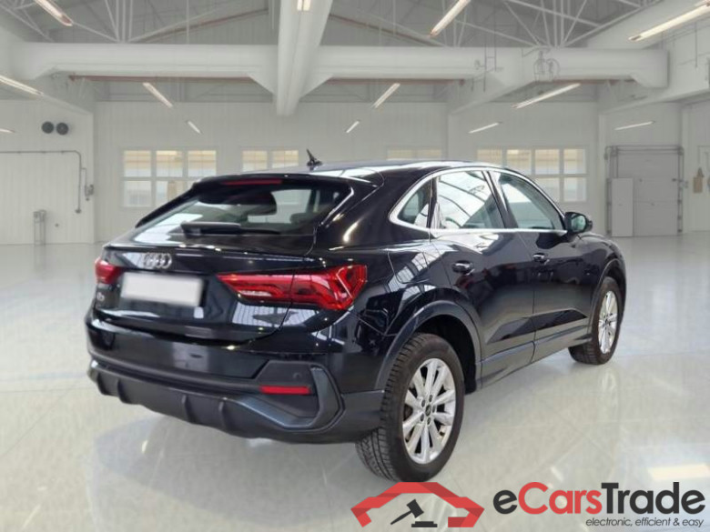AUDI Q3 SPORTBACK / 2019 / 5P / SUV 45 TFSI E S TRONIC BUSINESS PLUS #2