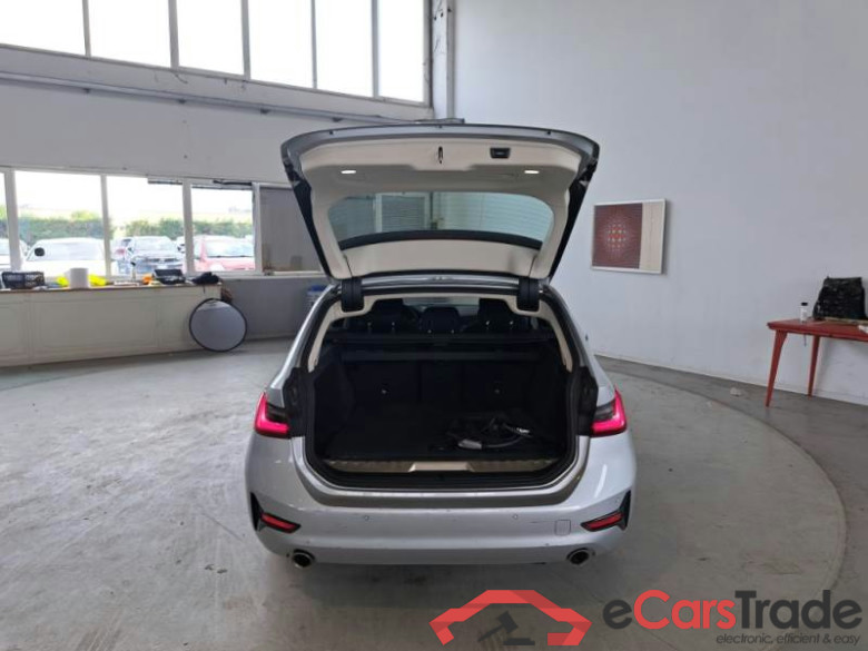 BMW SERIE 3 / 2018 / 5P / STATION WAGON 330E TOURING AUTO #5