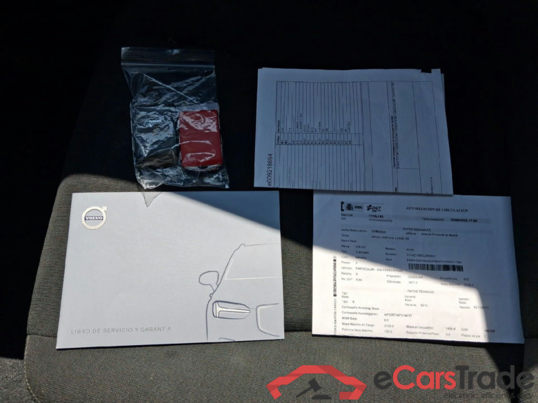 VOLVO XC40 / 2017 / 5P / todoterreno 1.5 T3 Auto #5