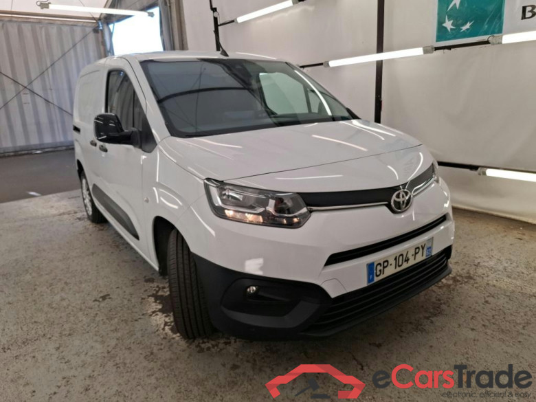 TOYOTA Proace City / 2019 / 4P / Fourgonnette 1.5 Medium 100 D-4D Business #4