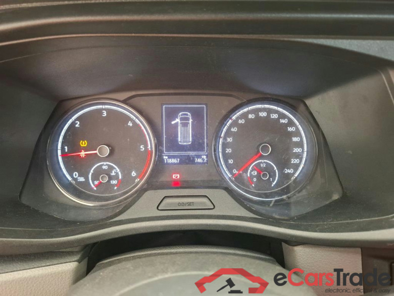 VOLKSWAGEN Transporter / 2019 / 4P / Fourgon tôlé 2.0 TDi 110 L2H1 Business Line #6