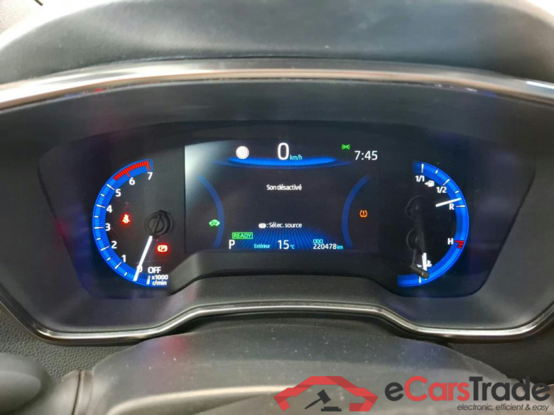 TOYOTA Corolla Touring Sports / 2018 / 5P / Break Hybride 122h Dynamic Business Stage Acad #6