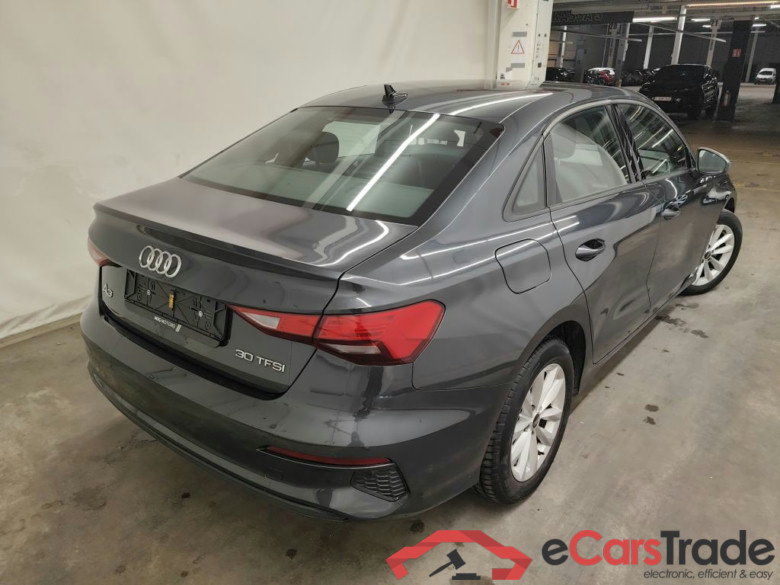 Audi A3 Berline 1.0 TFSi 30 81kW Stronic Attraction 4d #2