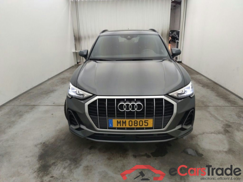 AUDI Q3 - 2019 45 TFSIe 245hp S line S tronic (EU6d-TEMP) 5d #1