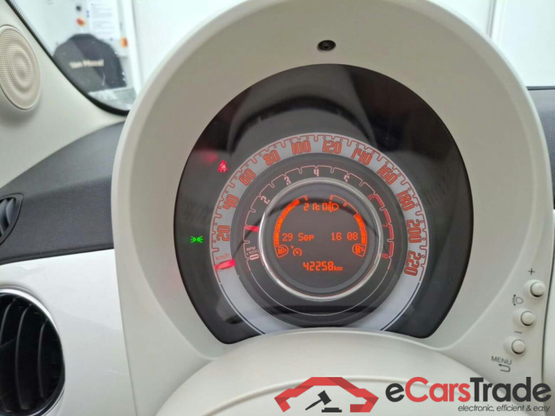 FIAT 500 1.0 Hybrid Lounge #6