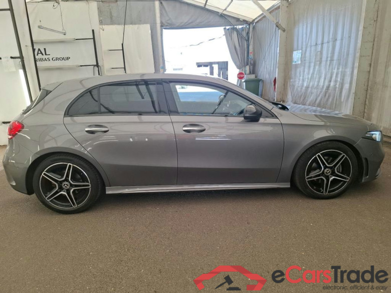 MERCEDES-BENZ Classe A Compact / 2018 / 5P / Berline A 180 AMG Line 7G-DCT #6