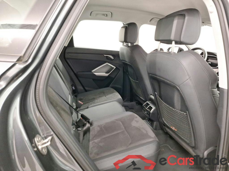 AUDI Q3 1.4 45 TFSI E S TRONIC S LINE #6