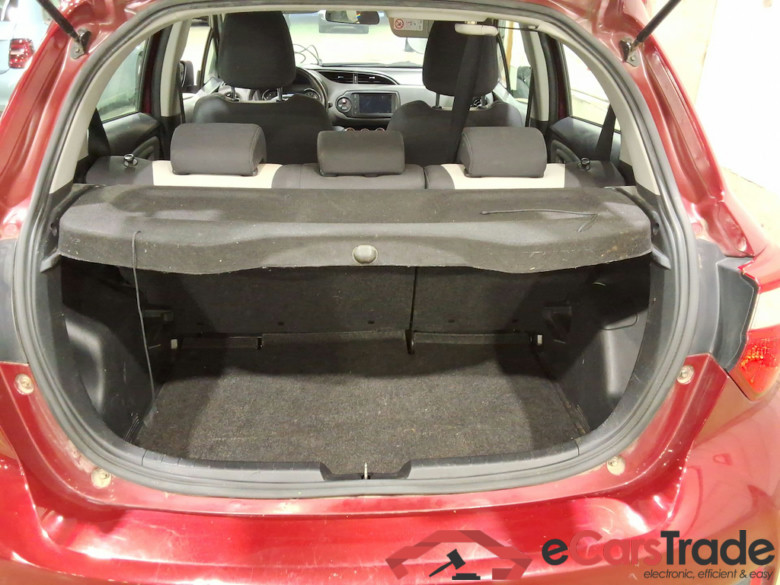 TOYOTA YARIS - 2017 1.5i Dual VVT-iE Connect #3