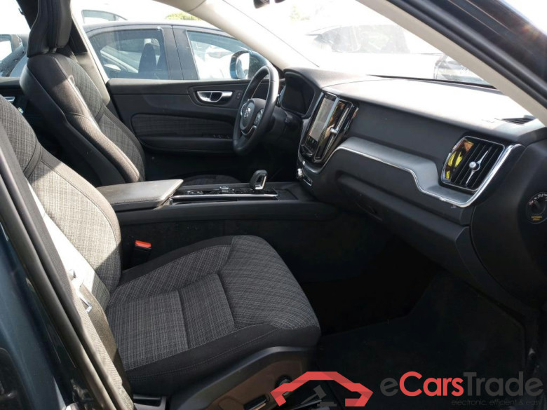 VOLVO XC60 / 2017 / 5P / todoterreno 2.0 T6 AWD Recharge Inscription Exp Auto #6