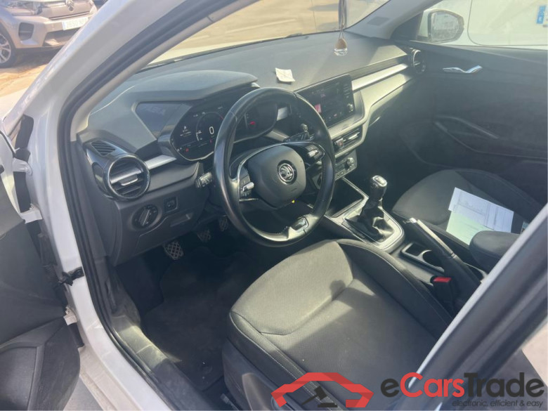 SKODA Fabia / 2021 / 5P / berlina con portón 1.0 TSI 70KW (95CV) Emotion (AC) #3