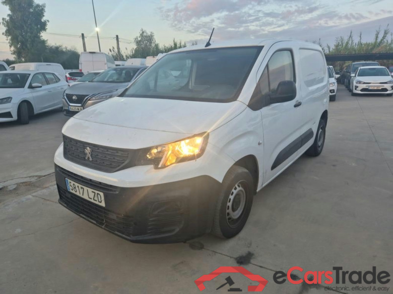 PEUGEOT Partner / 2018 / 3P / furgón derivado de turismo Pro Standard 600kg BlueHDi 73kW (CM2) #1