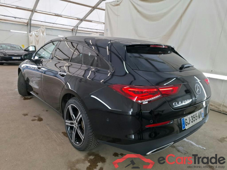 MERCEDES-BENZ CLA Shooting Brake / 2019 / 5P / Break CLA 250 e Progressive Line #3