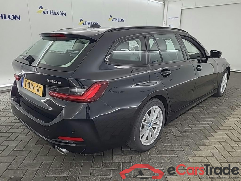 BMW 3-serie Touring 320e 5D 150kW #3