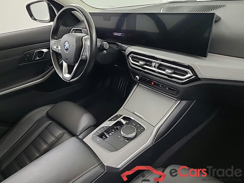 BMW 3-serie Touring 320e 5D 150kW #6