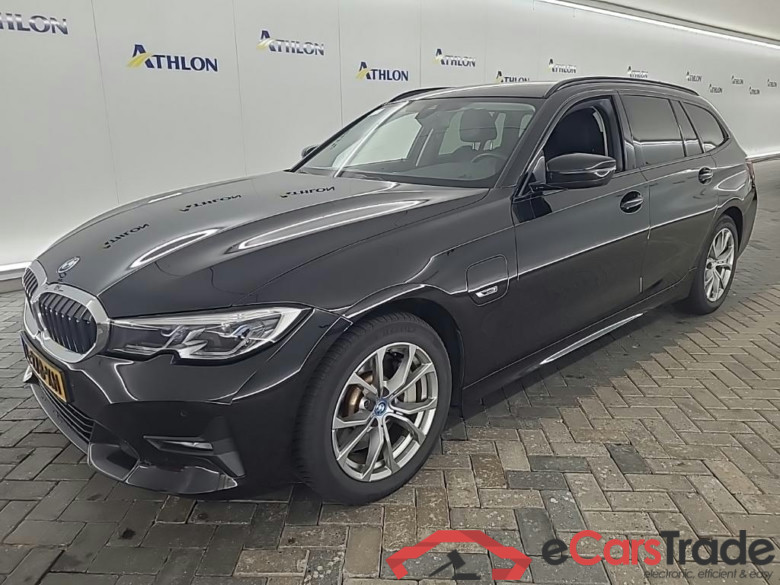 BMW 3-serie Touring 330e Business Edition Plus 5D 215kW
