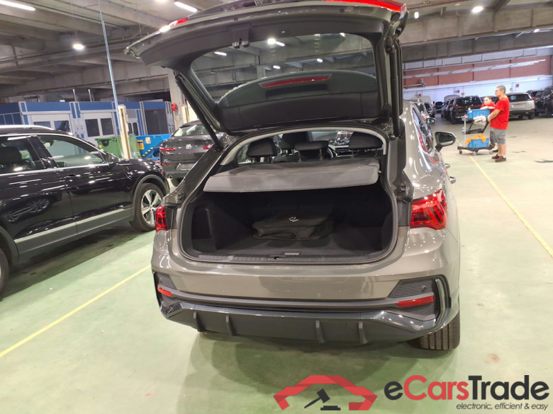AUDI Q3 Sportback 1.4 45 TFSI E S TRONIC #3