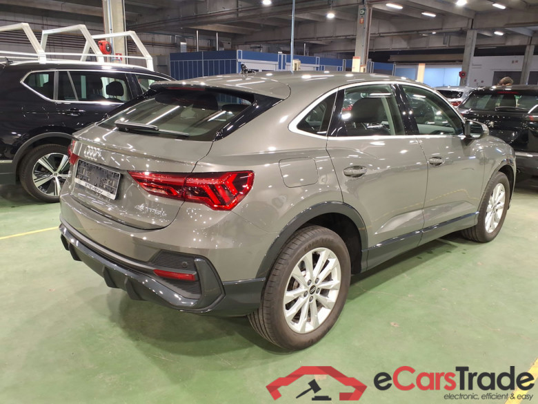 AUDI Q3 Sportback 1.4 45 TFSI E S TRONIC #4