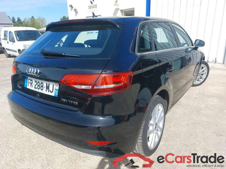 AUDI A3 Sportback / 2016 / 5P / Berline 35 TFSI 150 COD S TRONIC BUSINESS LINE #3
