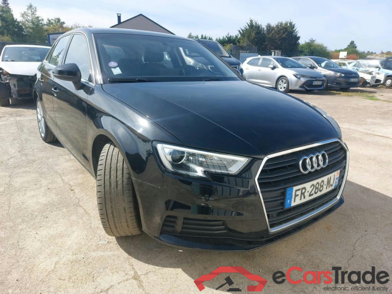 AUDI A3 Sportback / 2016 / 5P / Berline 35 TFSI 150 COD S TRONIC BUSINESS LINE #4