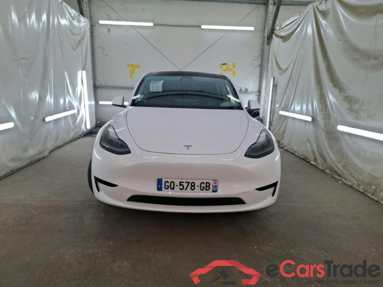 TESLA Model Y / 2021 / 5P / SUV RWD