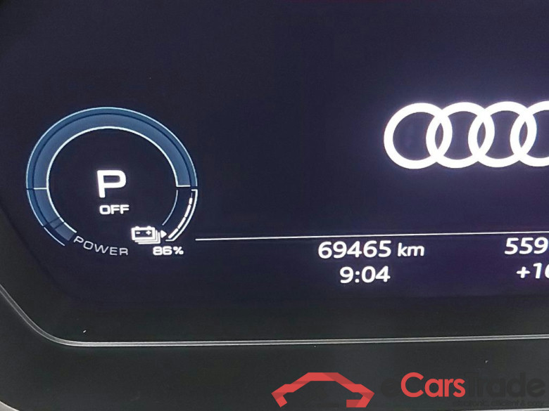 AUDI - AUD Q4 SB E-TRON S Line 204PK Pack Platinum With Comfort Pack & Matrix LED & Dynamic & Assistance Tour Pro & Pano Sliding Roof & Power Folding Towing Hook  * ELECTRIC * #5