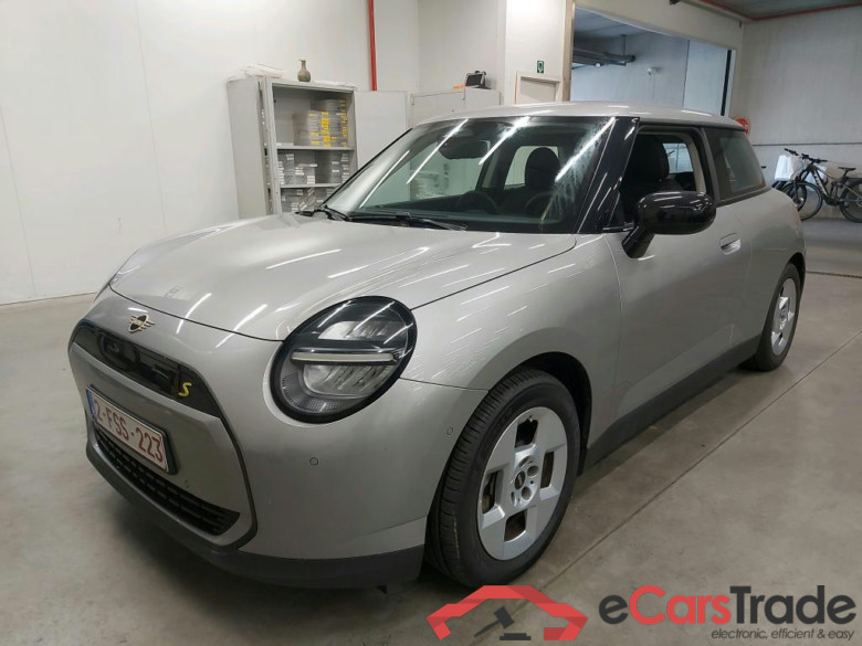 MINI - MIN COOPER SE 218PK With Cliamtic & Naviagtion & Heated Seats & Cruise Control & Park Sensors Front & Rear   * ELECTRIC * #1