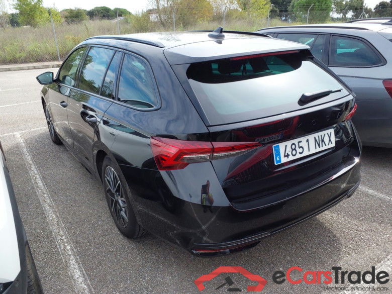 SKODA Octavia 1.5 TSI m-HEV 110 kW (150 CV) DSG 7 vel. Combi Sportline(Winterpack) #2