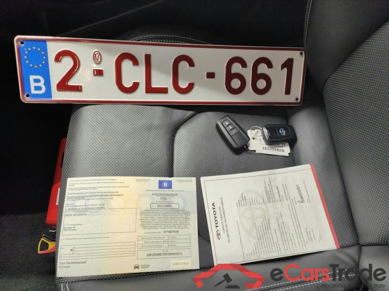Toyota Corolla Touring Sports 1.8 Hybrid Premium e-CVT 5d (Annulatie Release: nieuwe plaat 2KAL193) #4
