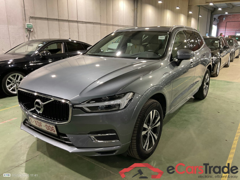 VOLVO XC60 - 2017 2.0 T8 TE AWD PHEV Momentum Pro Gear. STOCK #1