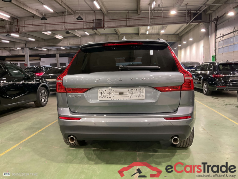VOLVO XC60 - 2017 2.0 T8 TE AWD PHEV Momentum Pro Gear. STOCK #5