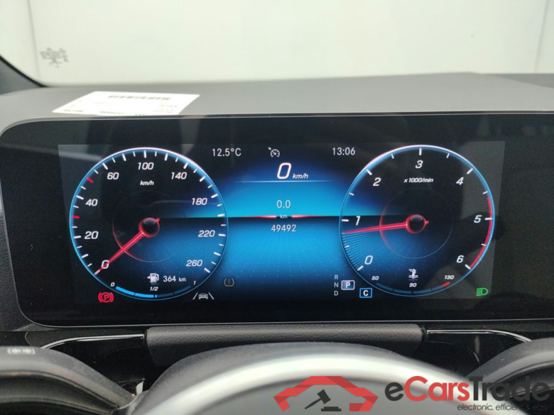 Mercedes-Benz GLA GLA 200 d Business Solution 5d (annulatie Release - nieuwe plaat 2KAL215) #6