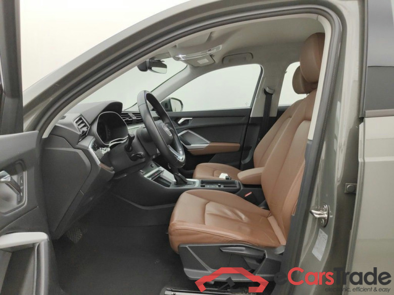 Audi Q3 45 TFSI e S tronic 5d #3