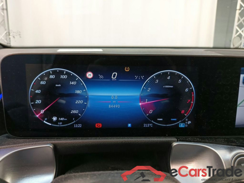 Mercedes-Benz GLB GLB 200 AMG Line 5d #6